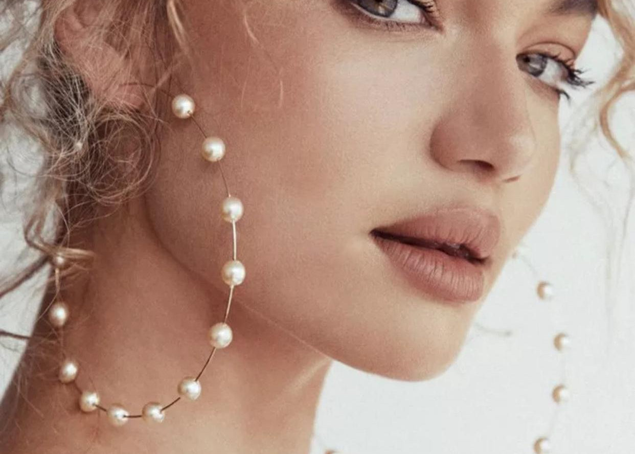 Kelly in Gold